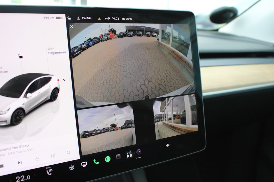 Tesla Model Y Long Range AWD 5d