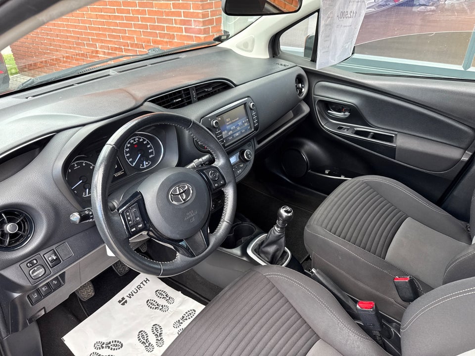 Toyota Yaris 1,5 VVT-iE T2 Premium 5d