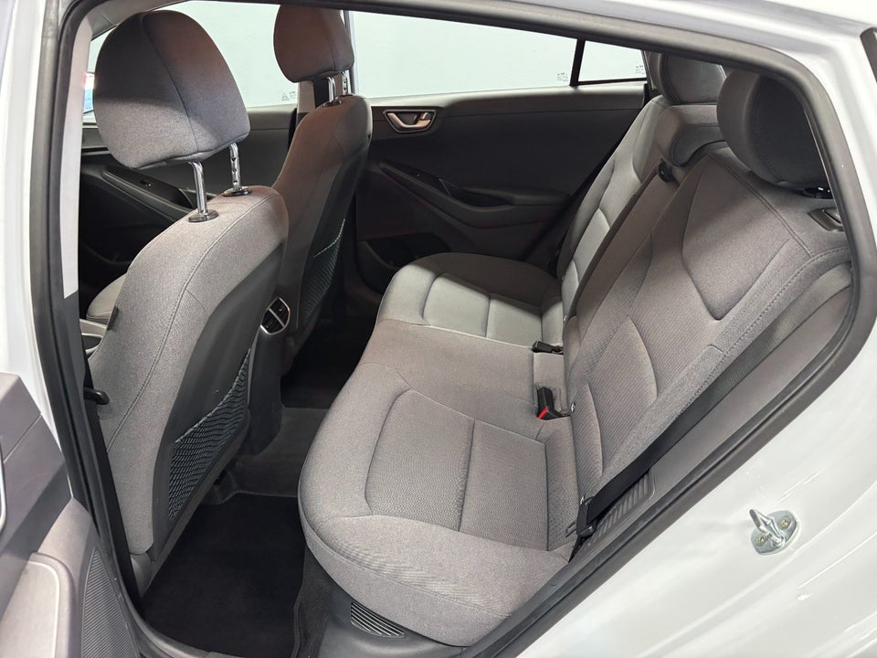 Hyundai Ioniq 1,6 PHEV Premium DCT 5d