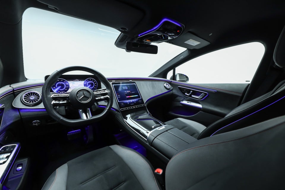 Mercedes EQE350 AMG Line 4d