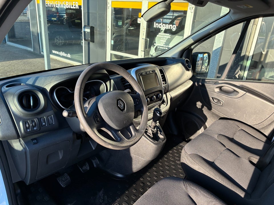 Renault Trafic T29 2,0 dCi 120 L2H1