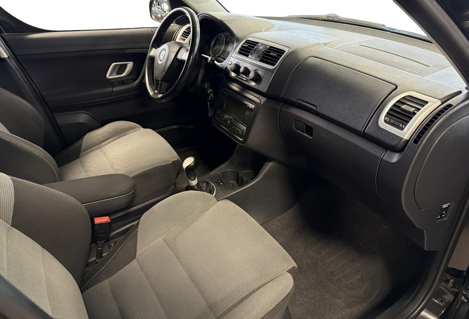 Skoda Roomster 1,6 16V Sport 5d