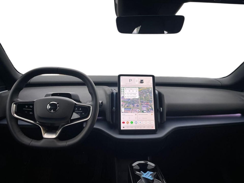 Volvo EX30 Extended Range Plus 5d