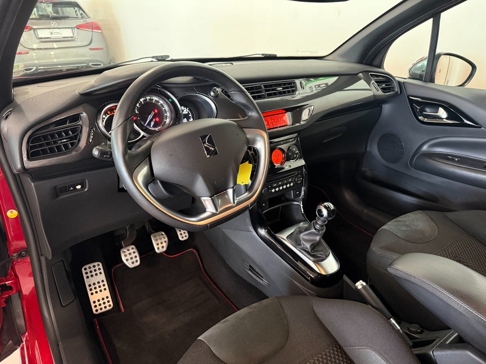 Citroën DS3 1,6 e-HDi 115 Sport 3d
