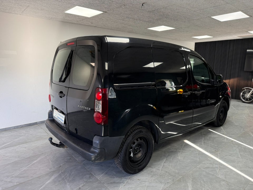 Peugeot Partner 1,6 BlueHDi 100 L1 Flex Van 5d