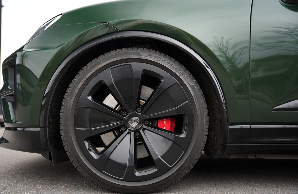 Porsche Macan Turbo 5d