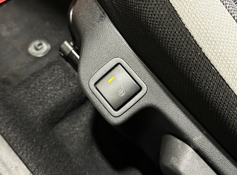 Toyota Aygo 1,0 VVT-i x-press 5d