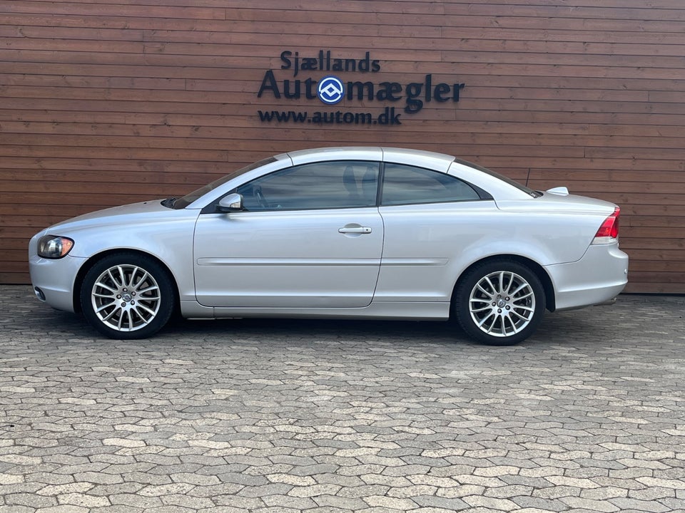 Volvo C70 2,5 T5 Summum aut. 2d
