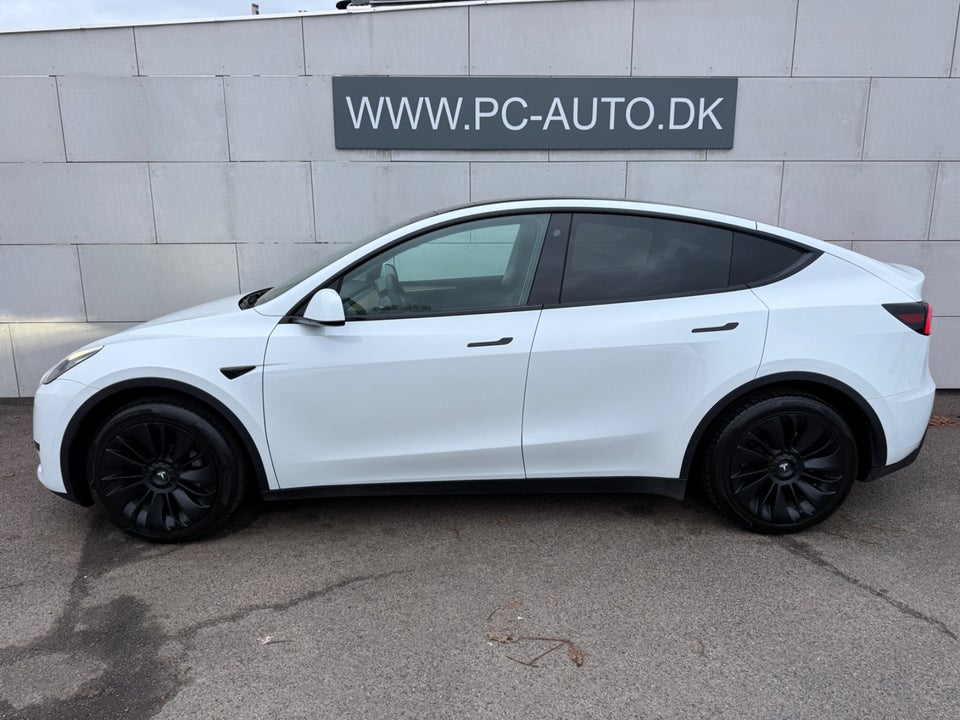 Tesla Model Y RWD 5d