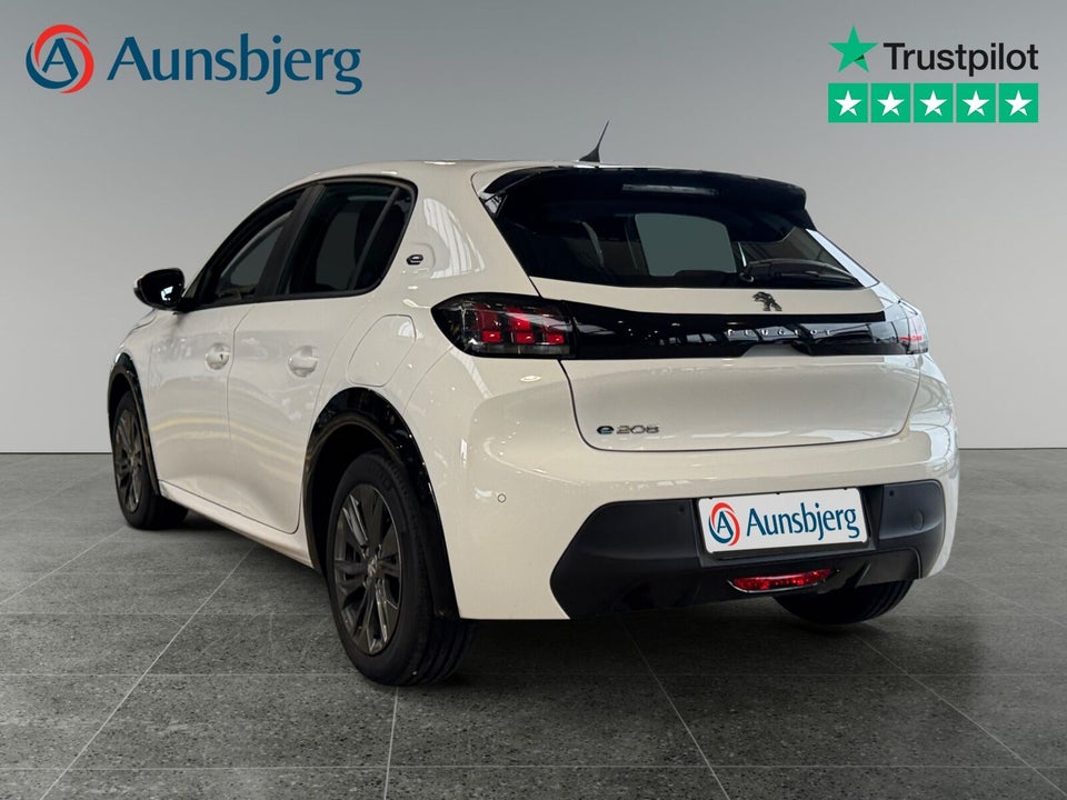 Peugeot e-208 50 Active 5d