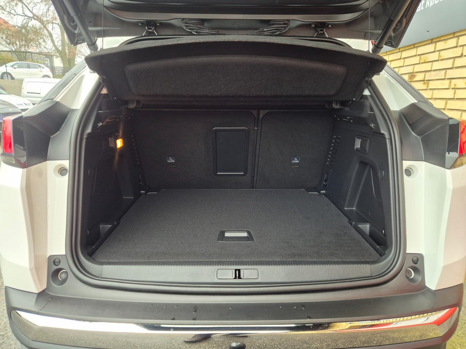 Peugeot 3008 1,5 BlueHDi 130 Allure EAT8 5d