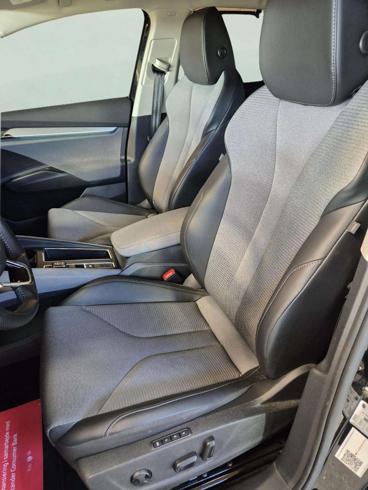 Skoda Enyaq 80 iV Plus Loft 5d