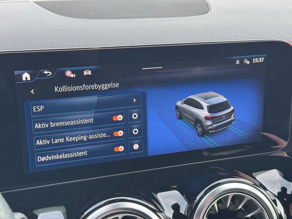 Mercedes EQA300 AMG Line 4Matic 5d