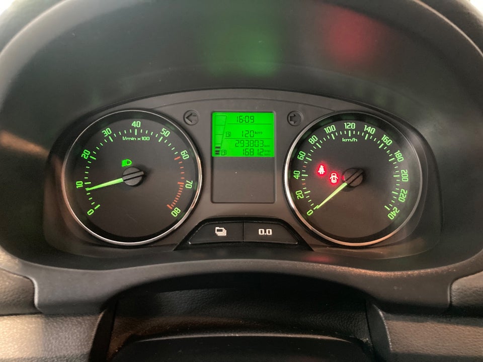 Skoda Fabia 1,4 16V Ambiente Combi 5d