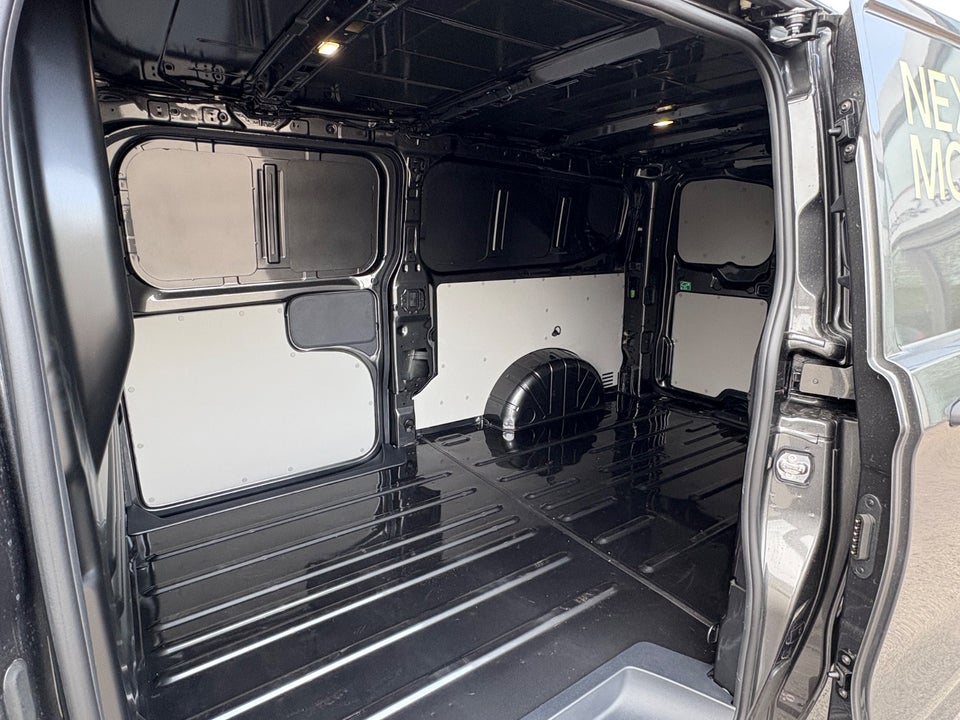 VW Transporter 2,0 TDi 150 Comfort Kassevogn LWB