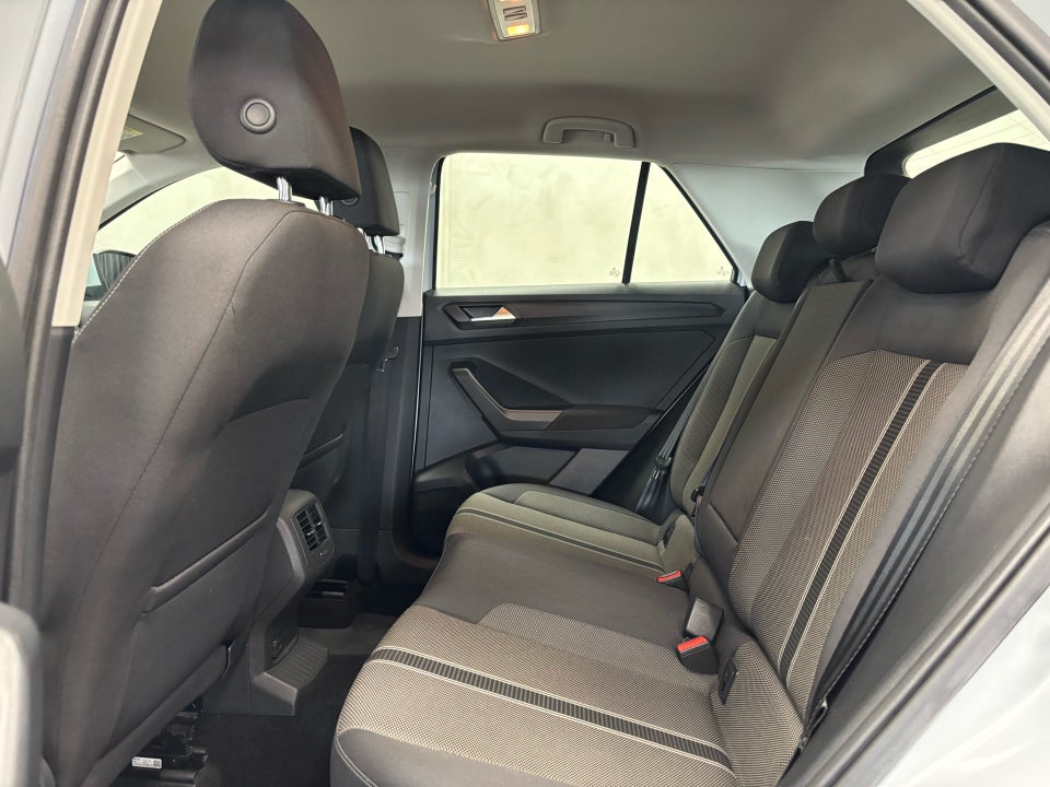 VW T-Roc 1,0 TSi 115 Style 5d