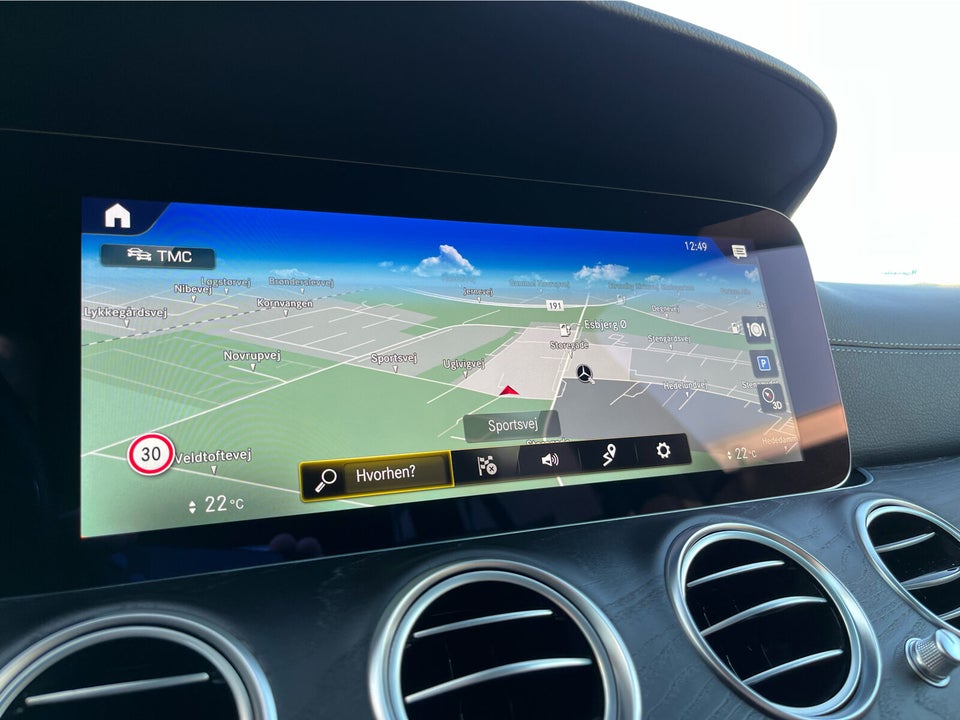 Mercedes E300 e 2,0 AMG Line stc. aut. 5d