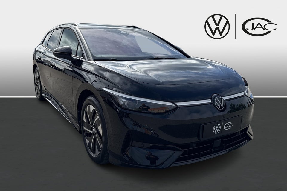 VW ID.7 77 Style+ Tourer 5d