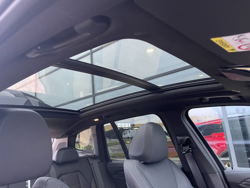 BMW iX3 Charged Plus M-Sport 5d