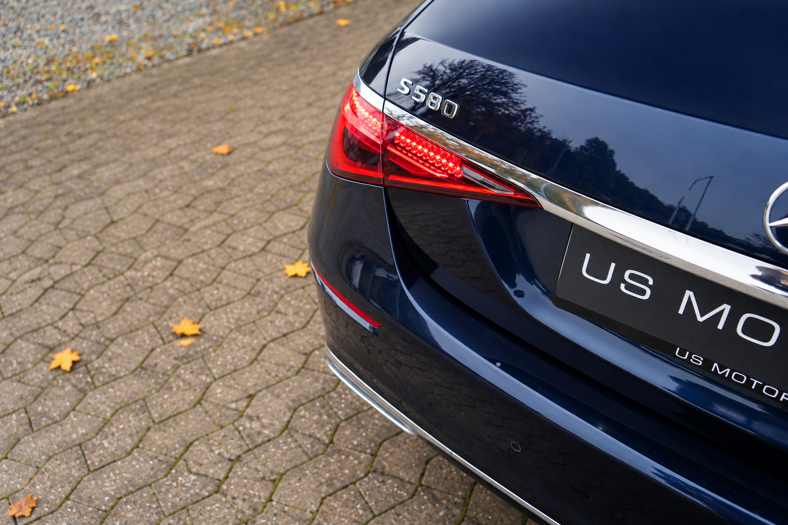 Mercedes-Benz S580 e 3,0 aut. lang 4d · 7
