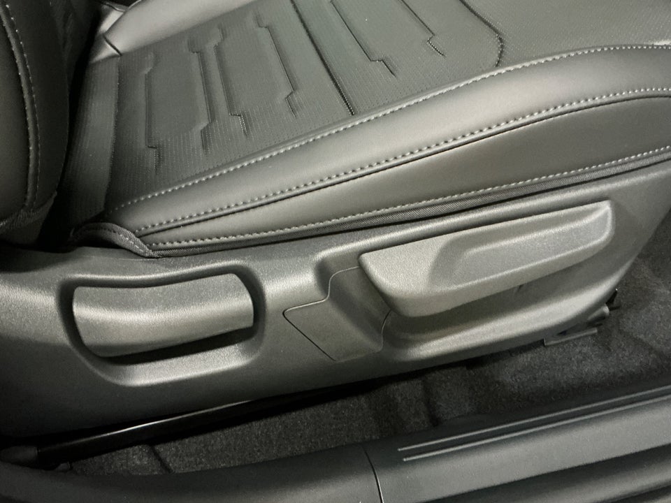 Kia Niro 64 EV Upgrade 5d