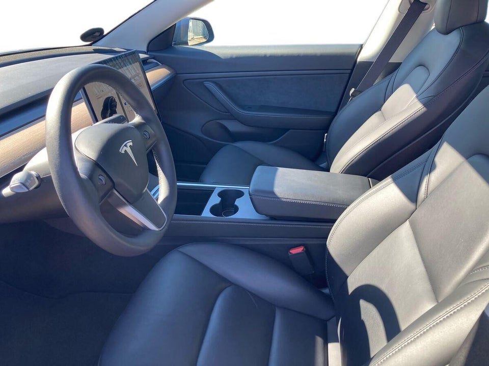 Tesla Model 3 Long Range AWD 4d