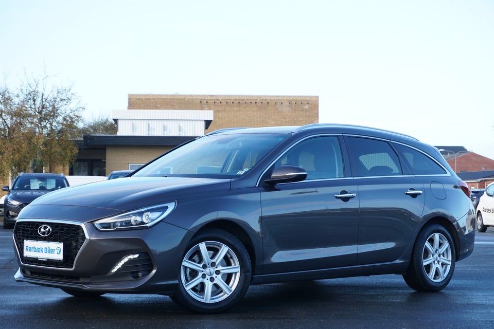 Hyundai i30 1,4 T-GDi Premium DCT 5d
