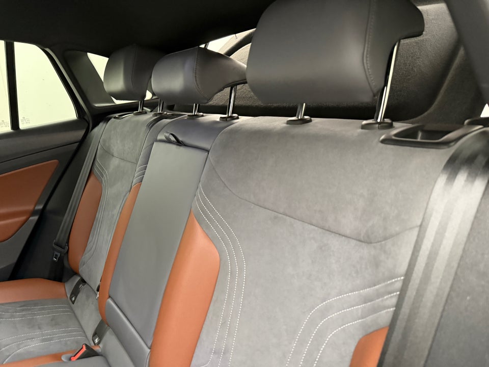 VW ID.4 77 1ST Pro Performance 5d