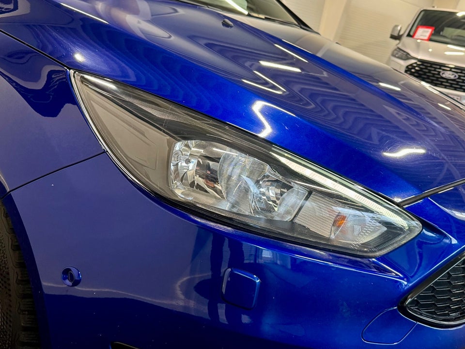 Ford Focus 1,0 EcoBoost ST-Line stc. 5d