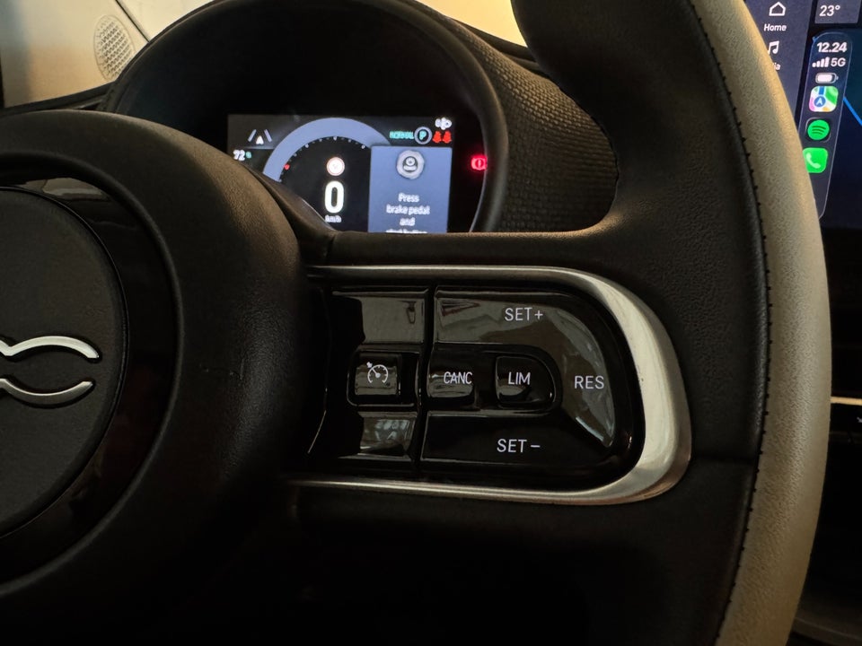 Fiat 500e 42 la Prima 3d