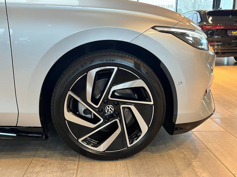 VW ID.7 77 Style Tourer 5d