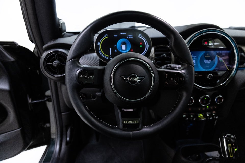 MINI Cooper SE Resolute Edition 3d