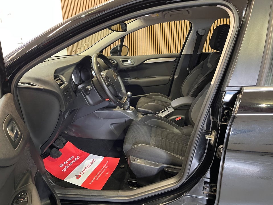 Citroën C4 1,6 BlueHDi 100 Attraction 5d