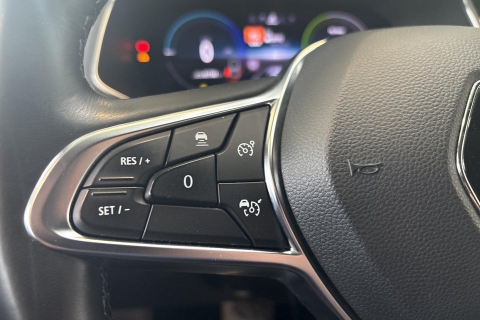 Renault Captur 1,6 E-Tech Intens 5d