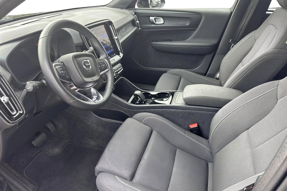 Volvo XC40 ReCharge Start 5d