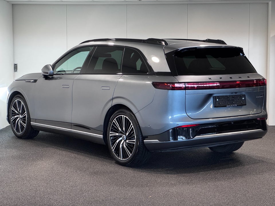 Xpeng G9 Performance 5d