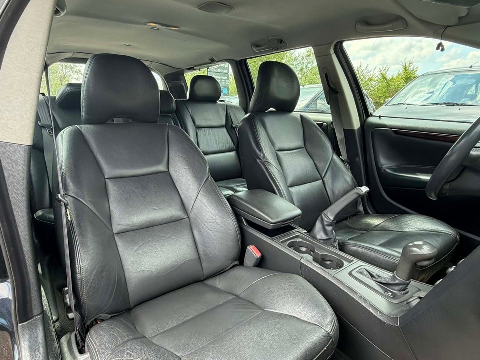 Volvo V70 2,0 T 5d