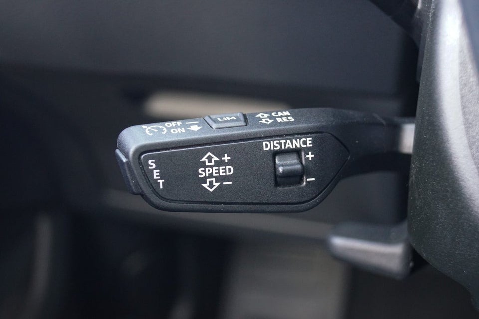 Audi Q8 e-tron 55 S-line quattro 5d