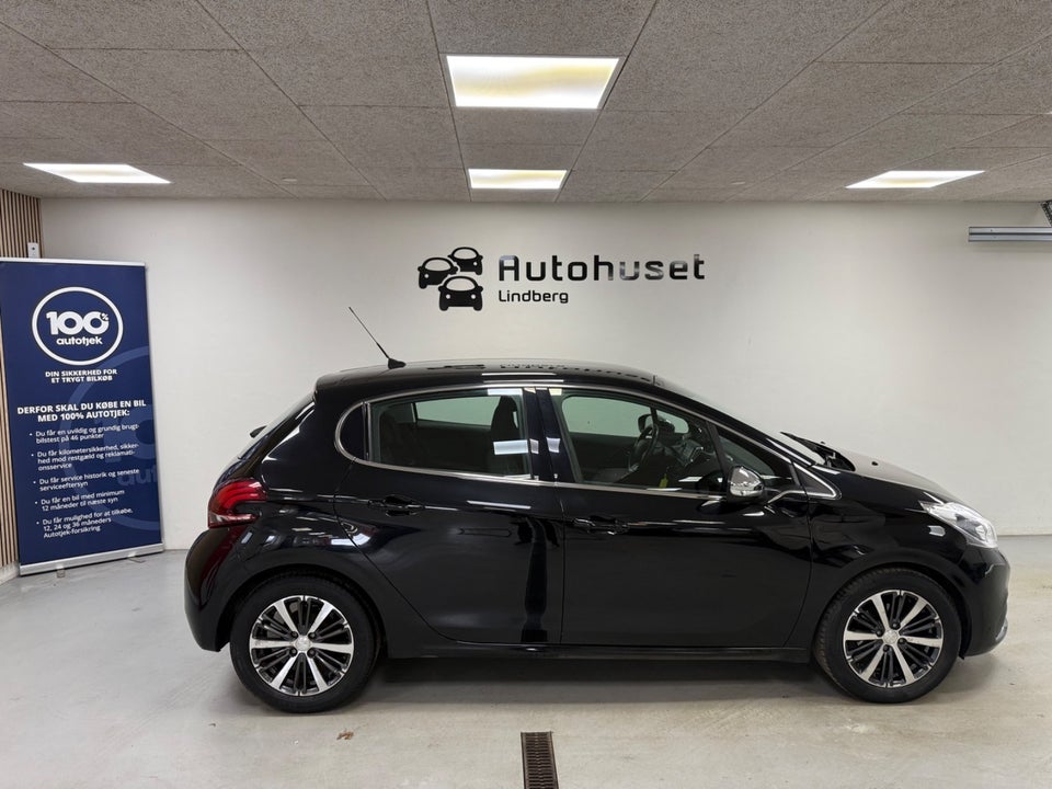 Peugeot 208 1,6 BlueHDi 75 Desire 5d