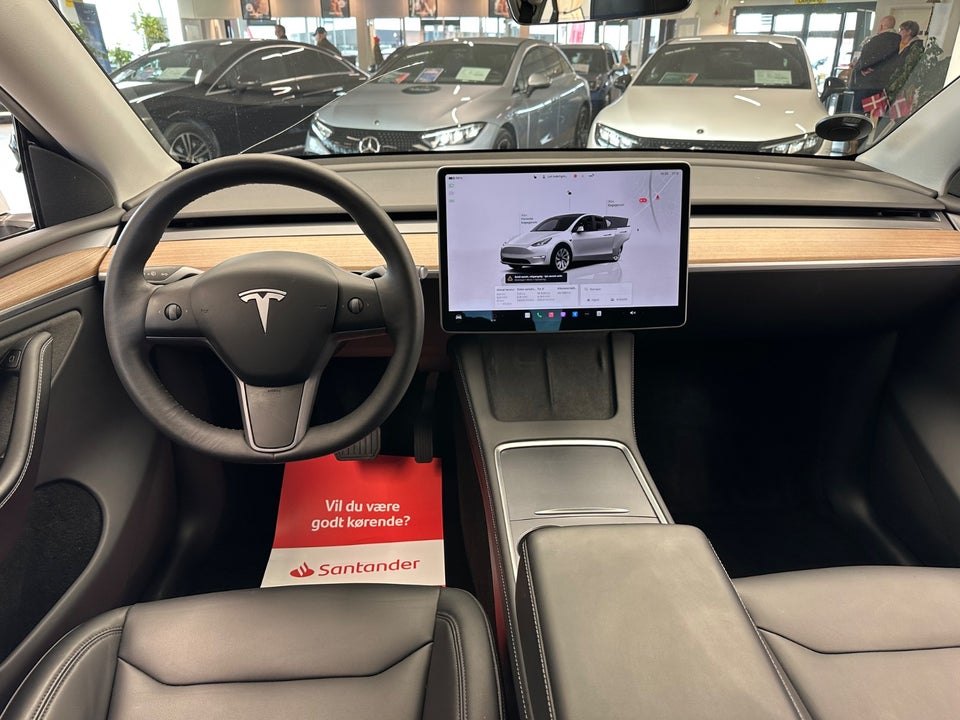 Tesla Model Y Long Range AWD 5d
