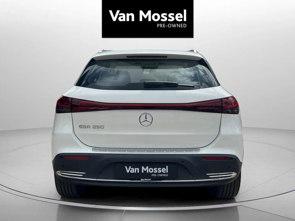 Mercedes EQB250 Progressive 5d