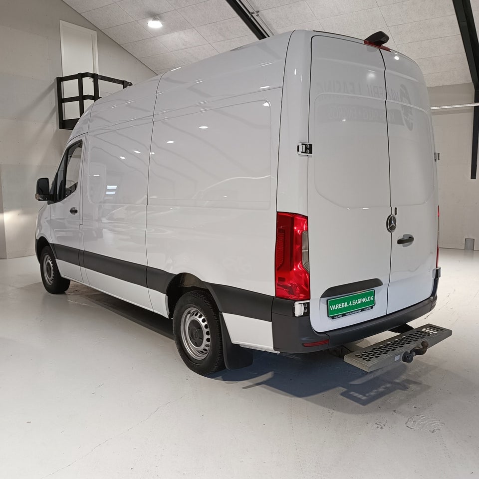Mercedes Sprinter 317 2,0 CDi A2 Kassevogn aut. RWD