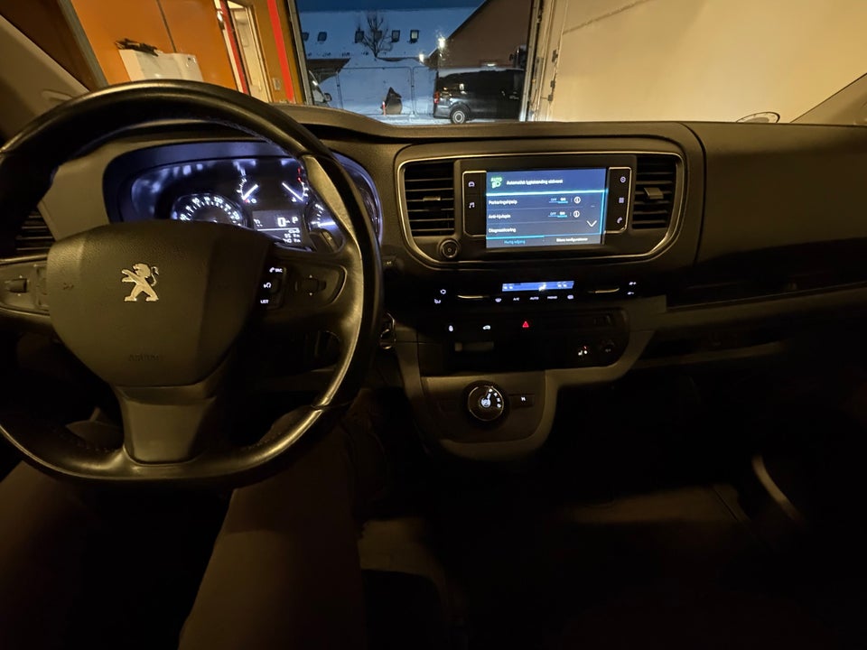 Peugeot Expert 2,0 BlueHDi 144 L3 Premium EAT8 Van