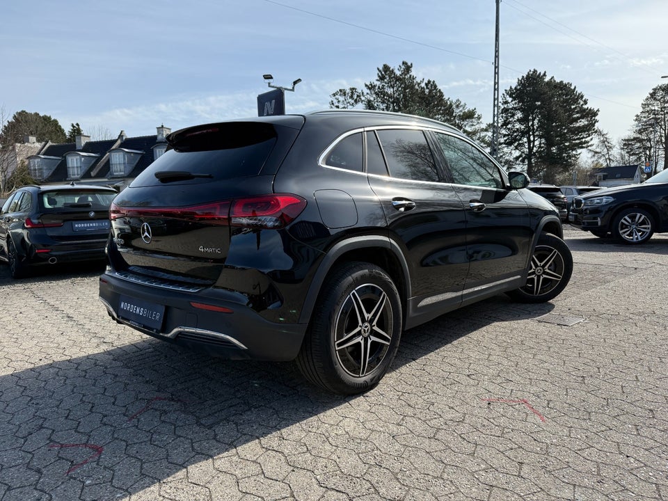 Mercedes EQA350 AMG Line 4Matic 5d
