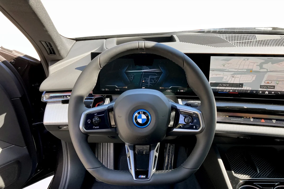 BMW i5 eDrive40 Touring Fully Charged 5d