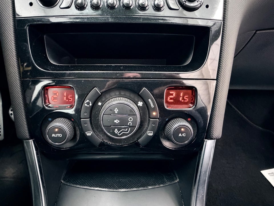 Peugeot 308 1,6 THP 200 GTi 5d