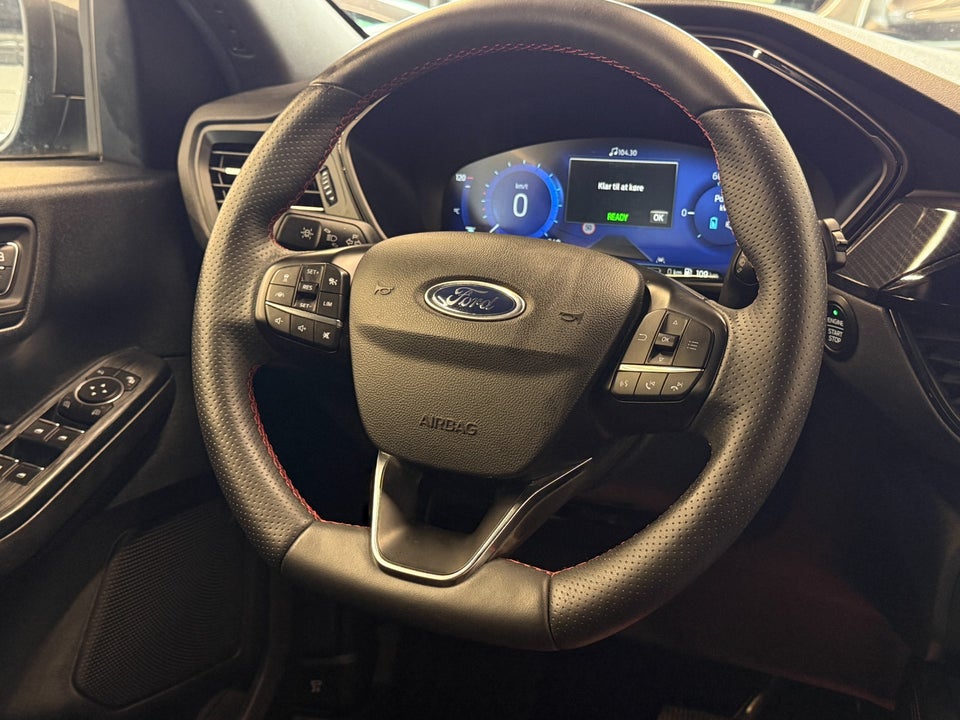 Ford Kuga 2,5 PHEV ST-Line X CVT 5d