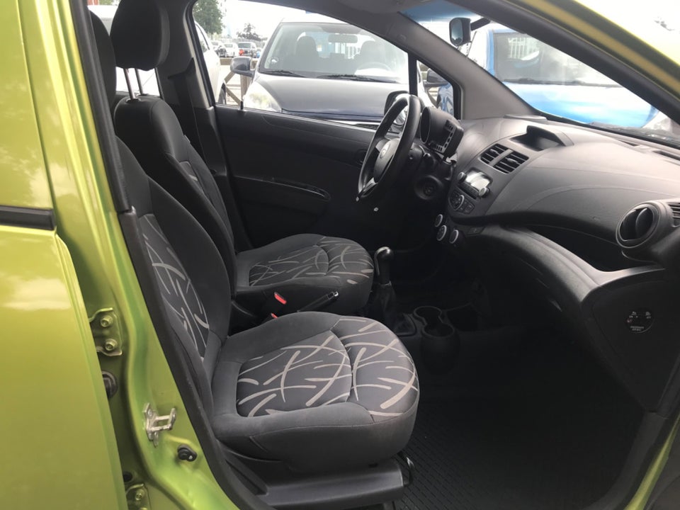 Chevrolet Spark 1,0 LT 5d