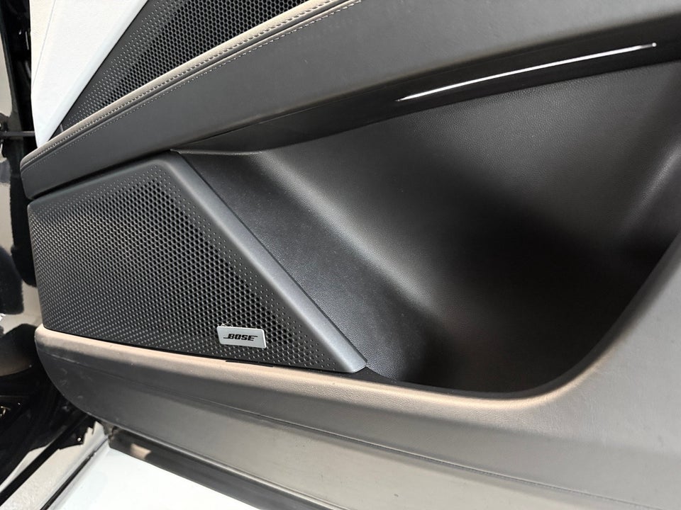 Porsche Cayenne Electric 5d