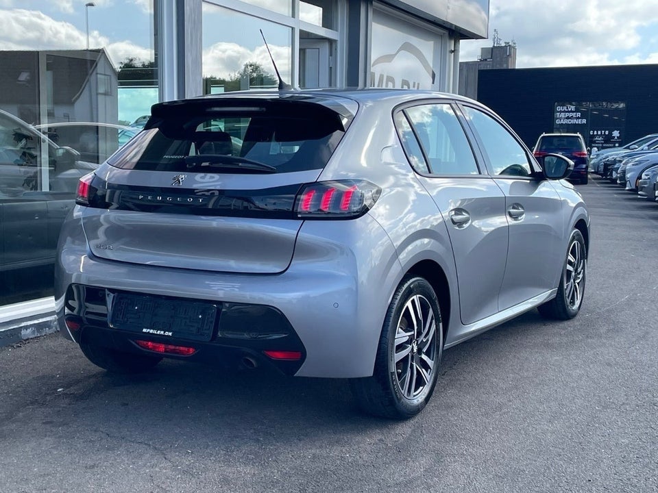 Peugeot 208 1,2 PureTech 100 Allure 5d